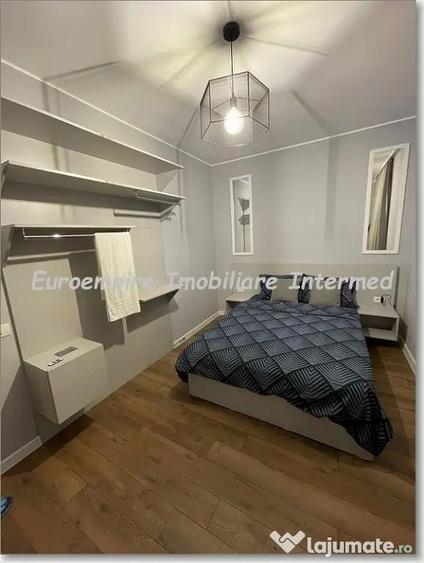 Casă cu 4 camere cu Teren 200 Mp în Central