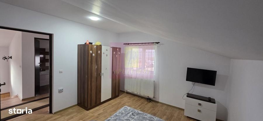 Casă cu 4 camere în Valea Doftanei