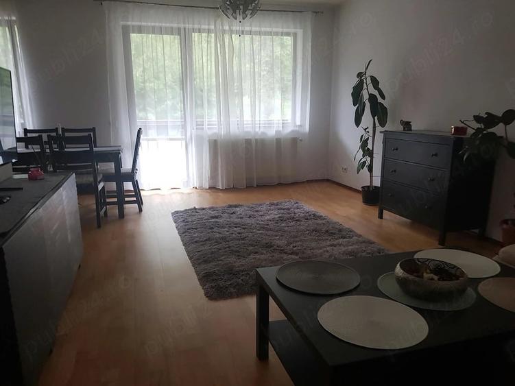 Apartament cu 2 camere decomandat în Moroieni