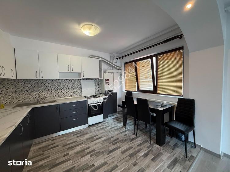 Apartament cu 3 camere semidecomandat în Obor