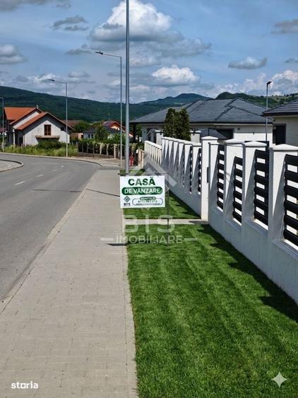 Casă cu 4 camere cu Teren 350 Mp în Central