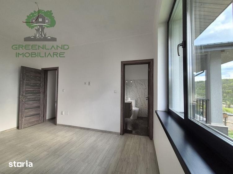 Casă cu 4 camere cu Teren 440 Mp în Miroslava