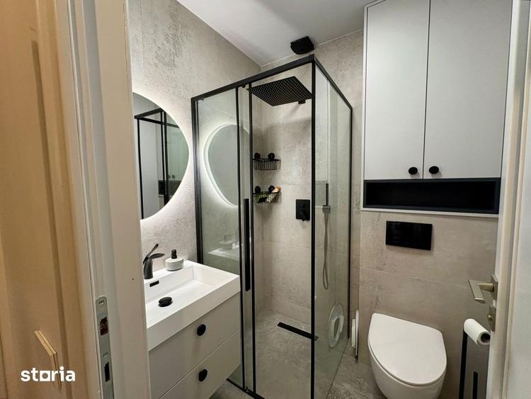 Apartament cu 4 camere semidecomandat, mobilat în Bună Ziua