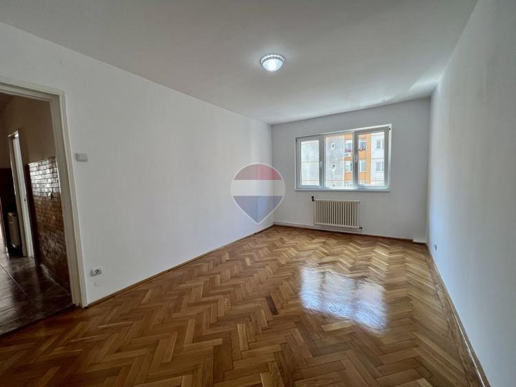 Apartament decomandat 3 camere spațios si luminos I Vasile Aron - 6