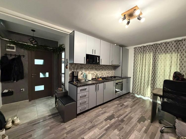 Apartament cu 2 camere semidecomandat în Popas Păcurari