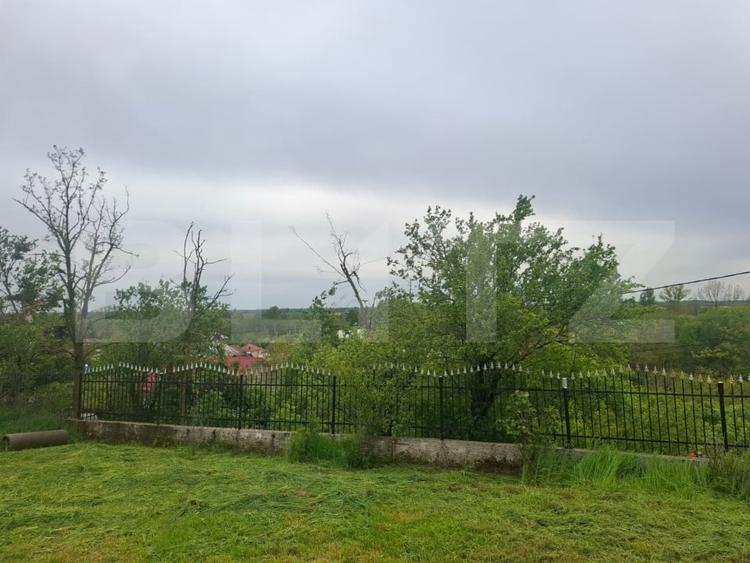Casă individuală cu 5 camere cu Teren 2300 Mp în Mătăsaru