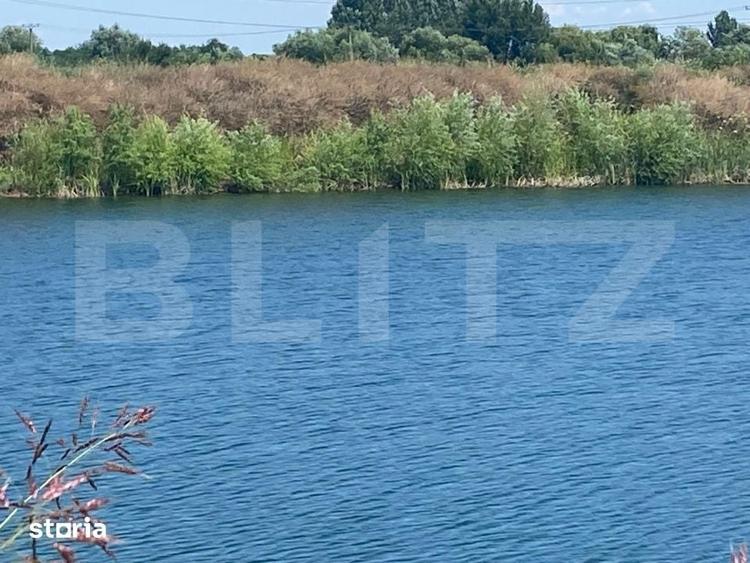 Teren intravilan 4,76 ha cu 2 balti de pescuit | Pitaru | 4 km de A1 - 5