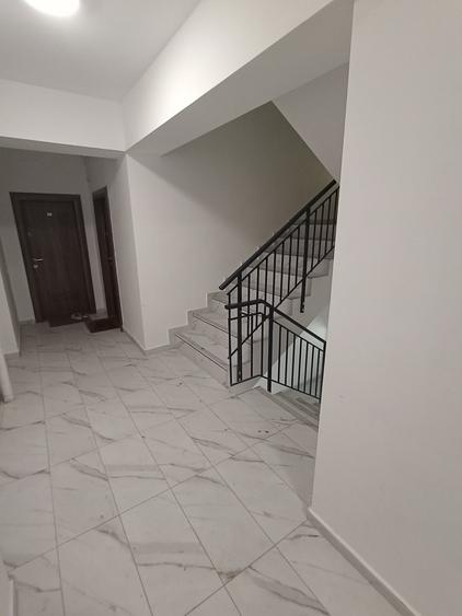Apartament cu 2 camere decomandat în Tomis Plus