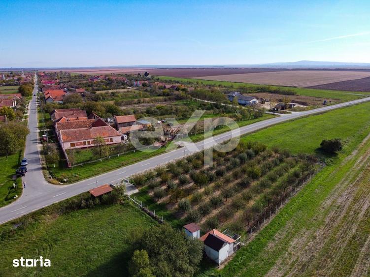Teren de 1191 mp, în Racovița