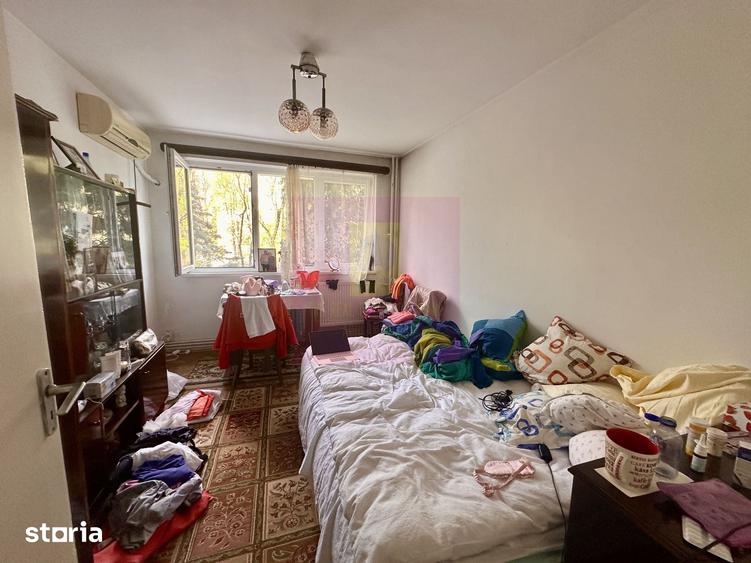 Apartament cu 3 camere decomandat în Berceni — fotografia 3