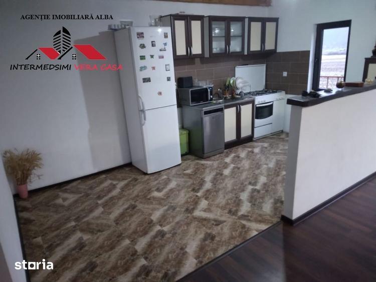 Casă cu 7 camere cu Teren 450 Mp în Meteș