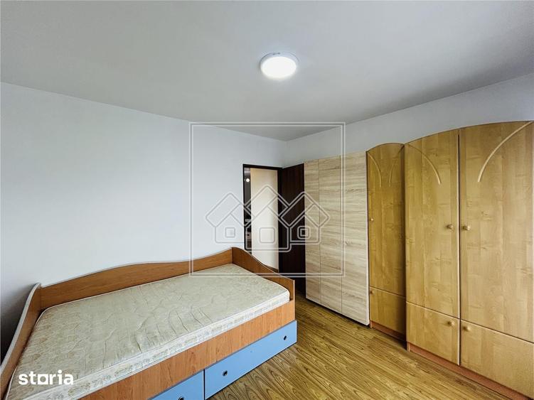 Ap la vila, cu 3 camere, balcon mare - Selimbar - 2