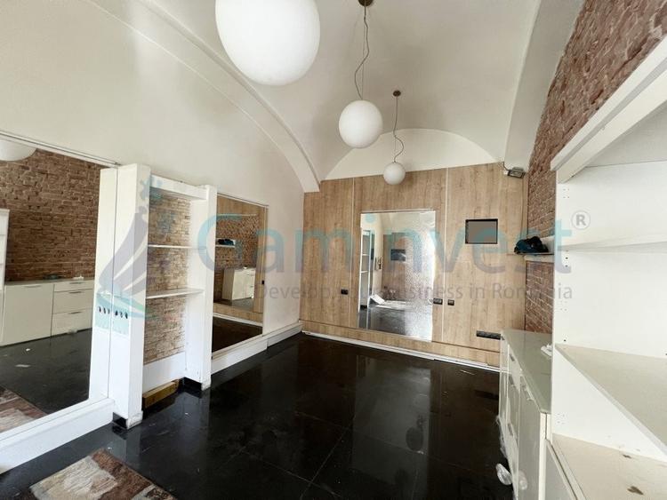 Apartament cu 2 camere decomandat în Ultracentral