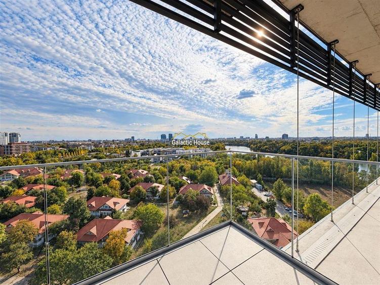 Apartament cu 4 camere decomandat în Floreasca