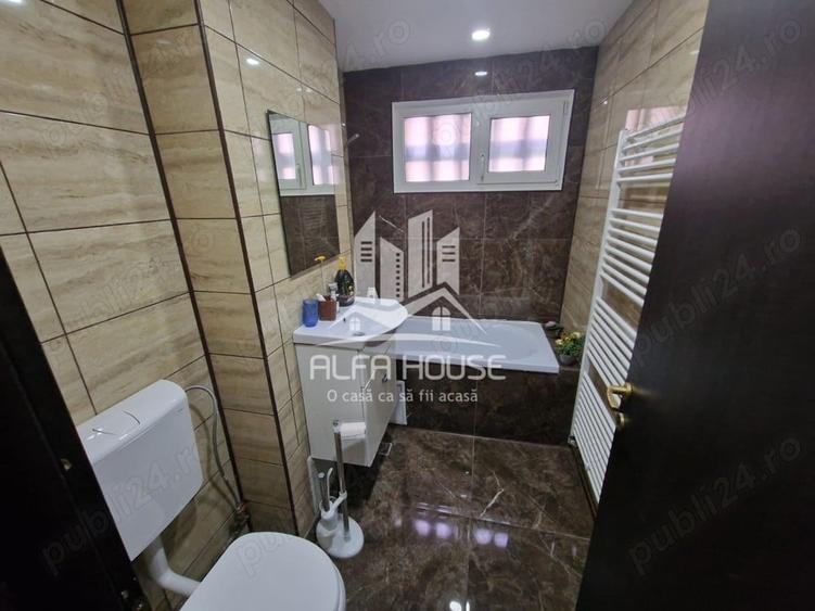 Apartament cu 3 camere semidecomandat în Govândari