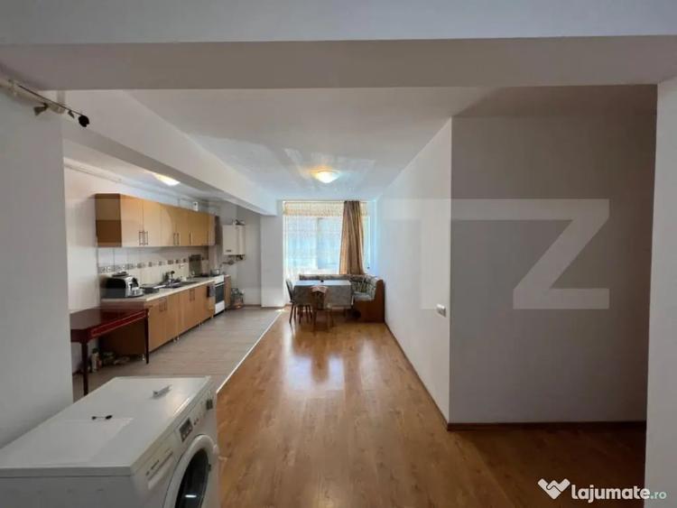 Apartament 3 camere, 91mp, decomandat, parcare, zona strazii - 10