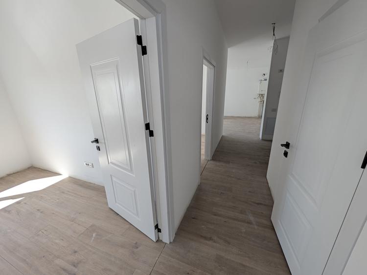 Apartament cu 3 camere în Tunari