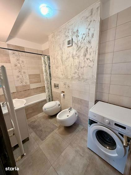 Apartament cu 3 camere semidecomandat în Iris