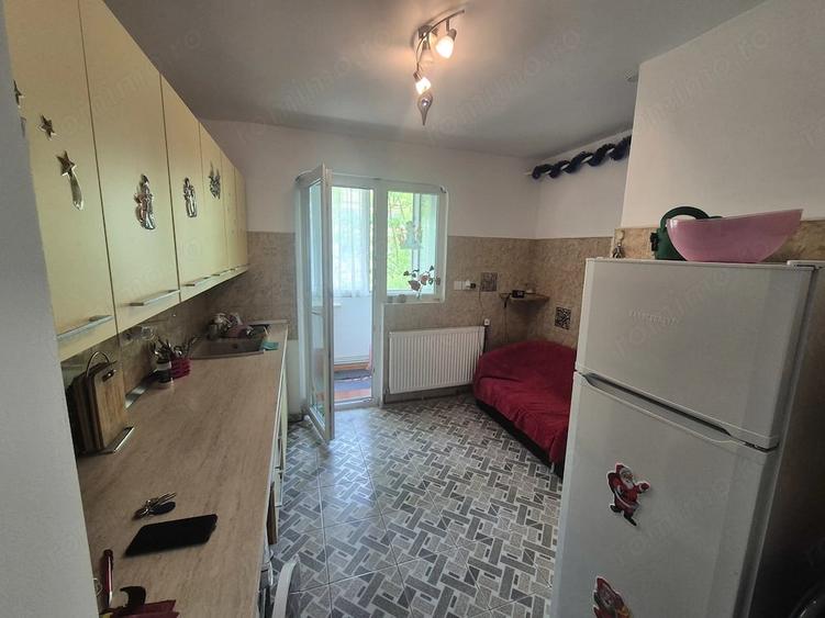Apartament cu 2 camere decomandat în Micro III
