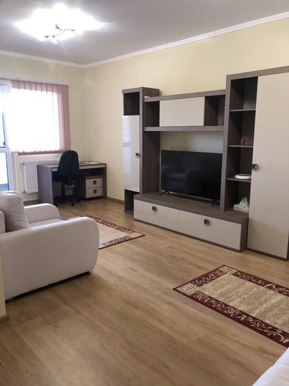Apartament cu 2 camere decomandat în Spitalul Județean