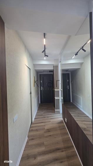 Apartament cu 3 camere semidecomandat în Calea Turzii