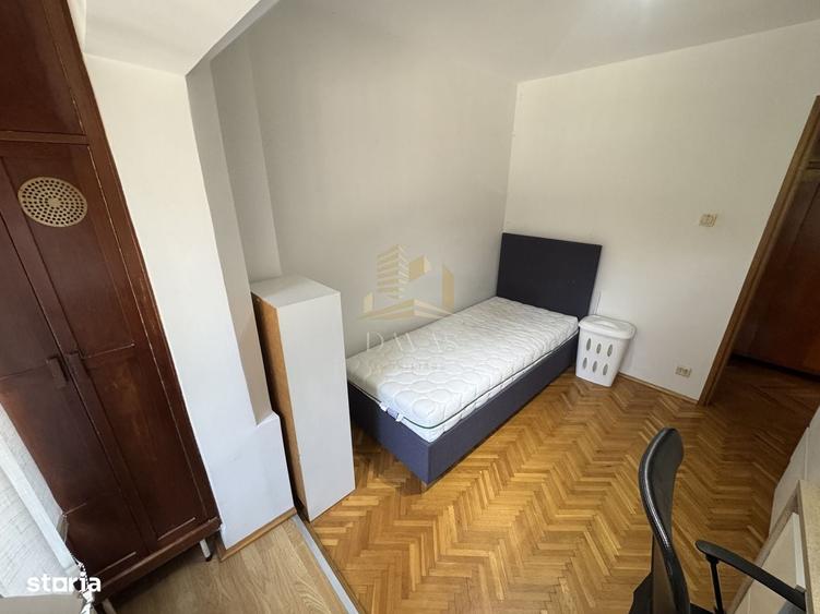 Apartament cu 4 camere decomandat în Zorilor