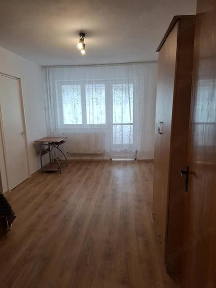 Garsonieră semidecomandată în Craiovei