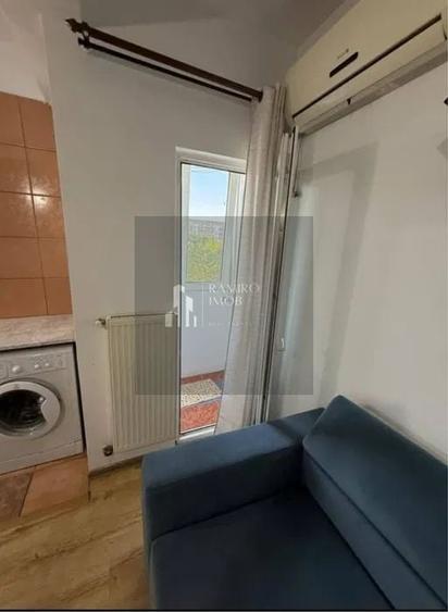 Garsonieră semidecomandată, mobilată în Berceni