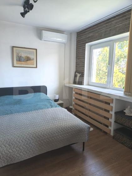 Apartament cu 4 camere semidecomandat, mobilat în Centrul Civic