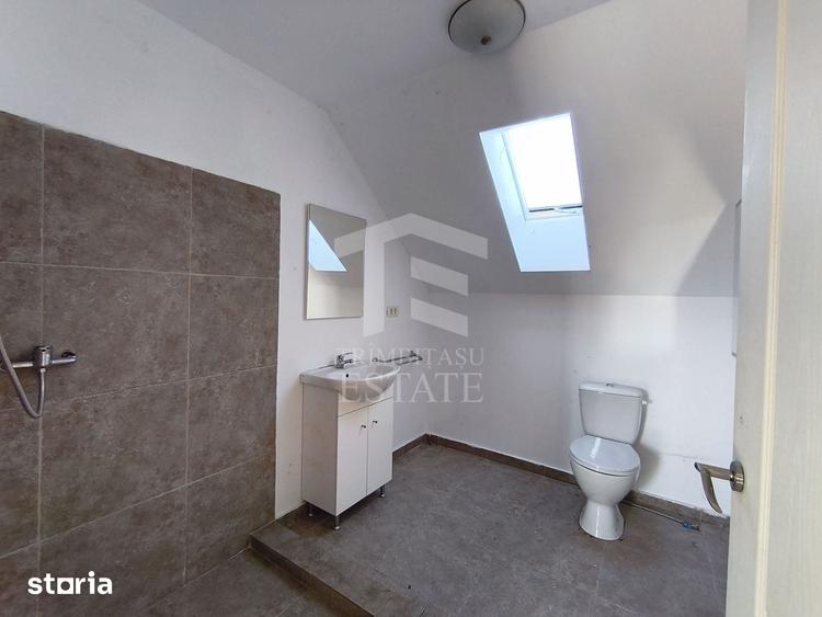 Casă cu 4 camere cu Teren 14340 Mp în Jebel