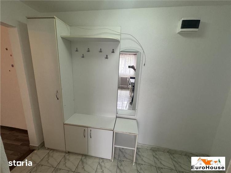 Apartament cu 2 camere în Cetate