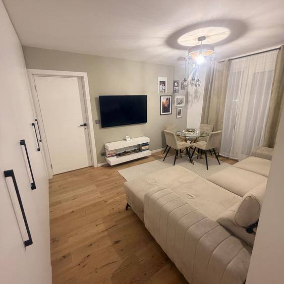 Apartament de vanzare - 5