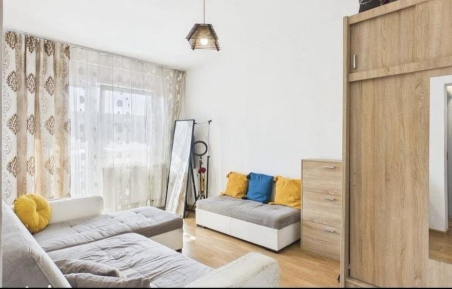 Garsonieră în Micălaca