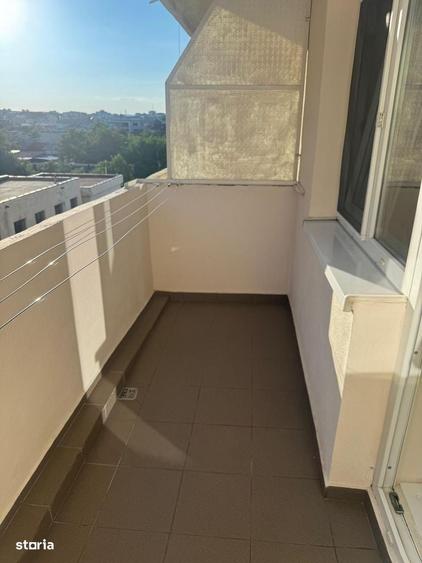 Apartament cu 2 camere decomandat în Micro 11
