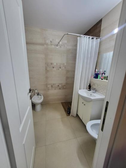 Apartament cu 2 camere decomandat în Dacia