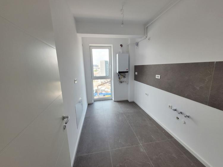 Apartament cu 3 camere decomandat în Theodor Pallady