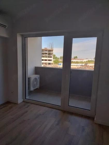 Apartament cu 2 camere nedecomandat în Nufărul