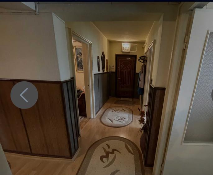 Apartament cu 3 camere decomandat în Mazepa 1