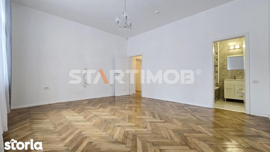 Apartament cu 4 camere în Central