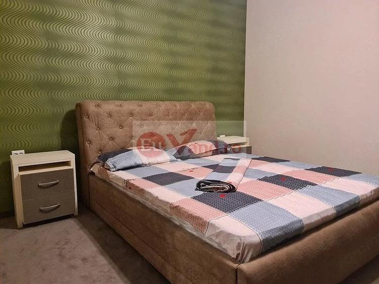 Casă cu 7 camere cu Teren 300 Mp în Faleză