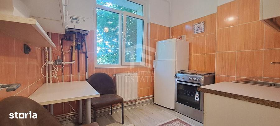 Garsonieră decomandată în Berceni