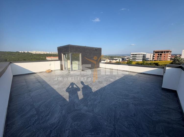 Casă individuală cu 5 camere cu Canalizare în Rediu