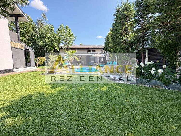 Casă cu 6 camere cu Piscina în Berceni