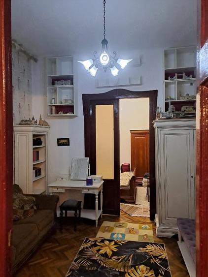 Apartament cu 2 camere semidecomandat în Exterior Vest