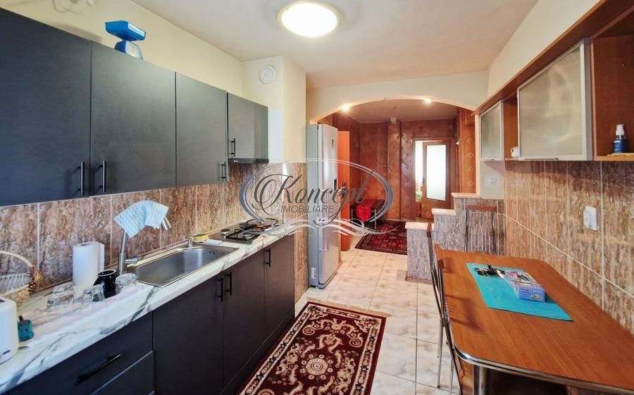 Apartament cu 3 camere decomandat, mobilat în Mănăștur