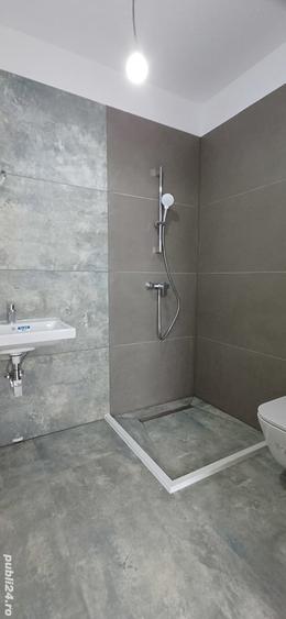 Apartament cu 3 camere decomandat în Torontalului