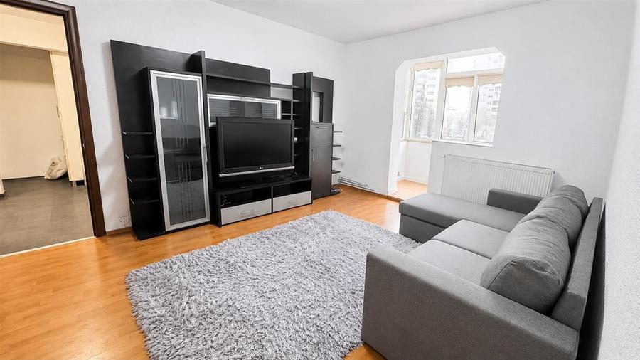 Apartament 3 camere balcon etaj 1 zona Mihai Viteazu - 1