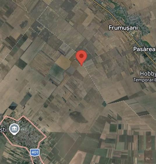 Teren agricol extravilan de 965856 mp, în Vărăști