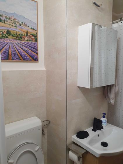 Garsonieră semidecomandată în Casa Cărții