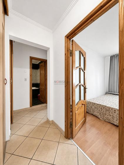 Apartament cu 3 camere decomandat, mobilat în Moinești